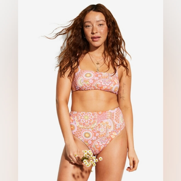 Billabong x Smiley Good Times Zoe Reversible Crop Bikini Top - Picture 6 of 14